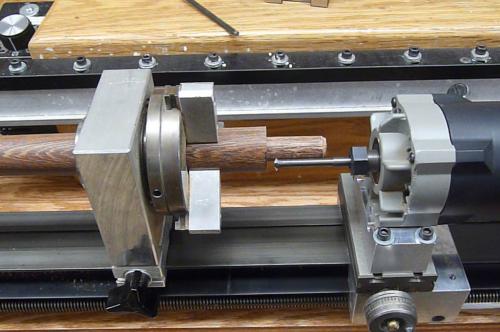 Live threading wood with a cue lathe